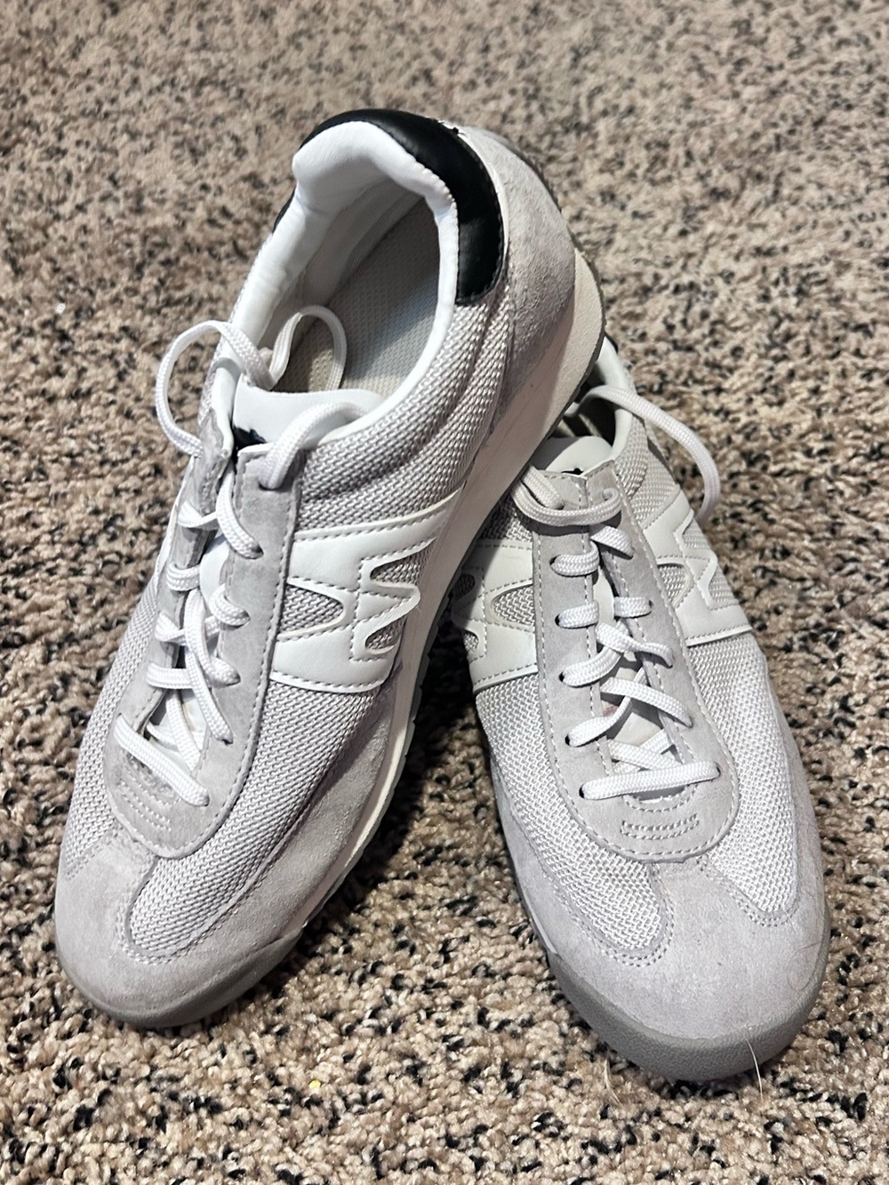 50%offw❤️ Karhu Mestari sneakers featuring the brand's signature 'M' logo side